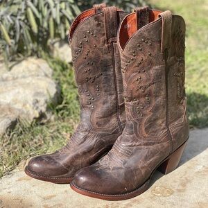 ✨️Dan Post Leather Riveted Cowboy Boots!